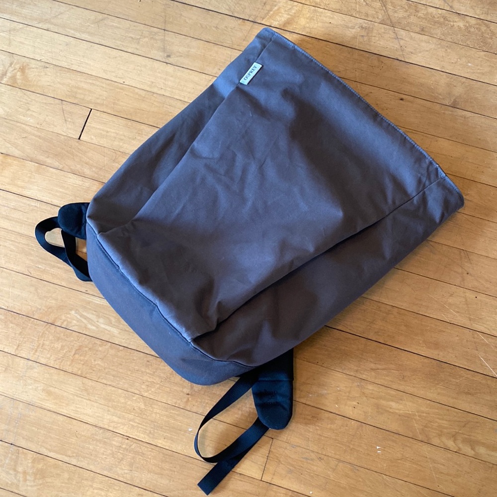 Osprey Arcane Gray Large Zip Laptop Backpack